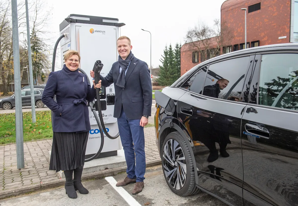 Coop ja Elektrum on elektriautodele avanud Saaremaal ja üle Eesti ligi 50 laadimisjaama